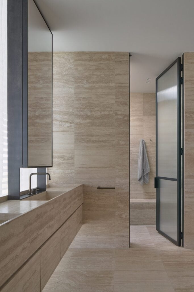 Eta canterbury 1694 4000x5998