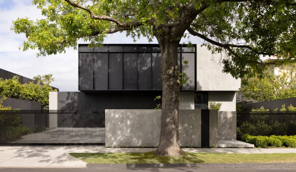 Cantilever hero